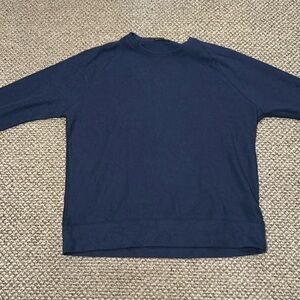 Banana Republic Men’s Crew Pullover, Navy Blue size XL. NEW WITH TAGS!